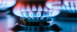Незабаром платіжок за газ стане три. За що платитимемо?