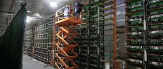Біткоїн впав нижче $69 тисяч на тлі загострення війни з Іраном