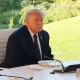 Нафта обвалилася майже до $70, але бензин дешевшає повільно: Трамп звинуватив компанії у завищенні цін