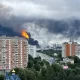 Дим після українських ударів по нафтопереробному заводу на околиці Москви, 18 червня 2026 / Фото: AFP